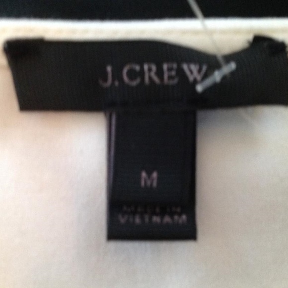 💲SALE💲 HP! NWT J.Crew Ivory White Peplum Sleeveless V Neck Blouse Sz M - Picture 2 of 4